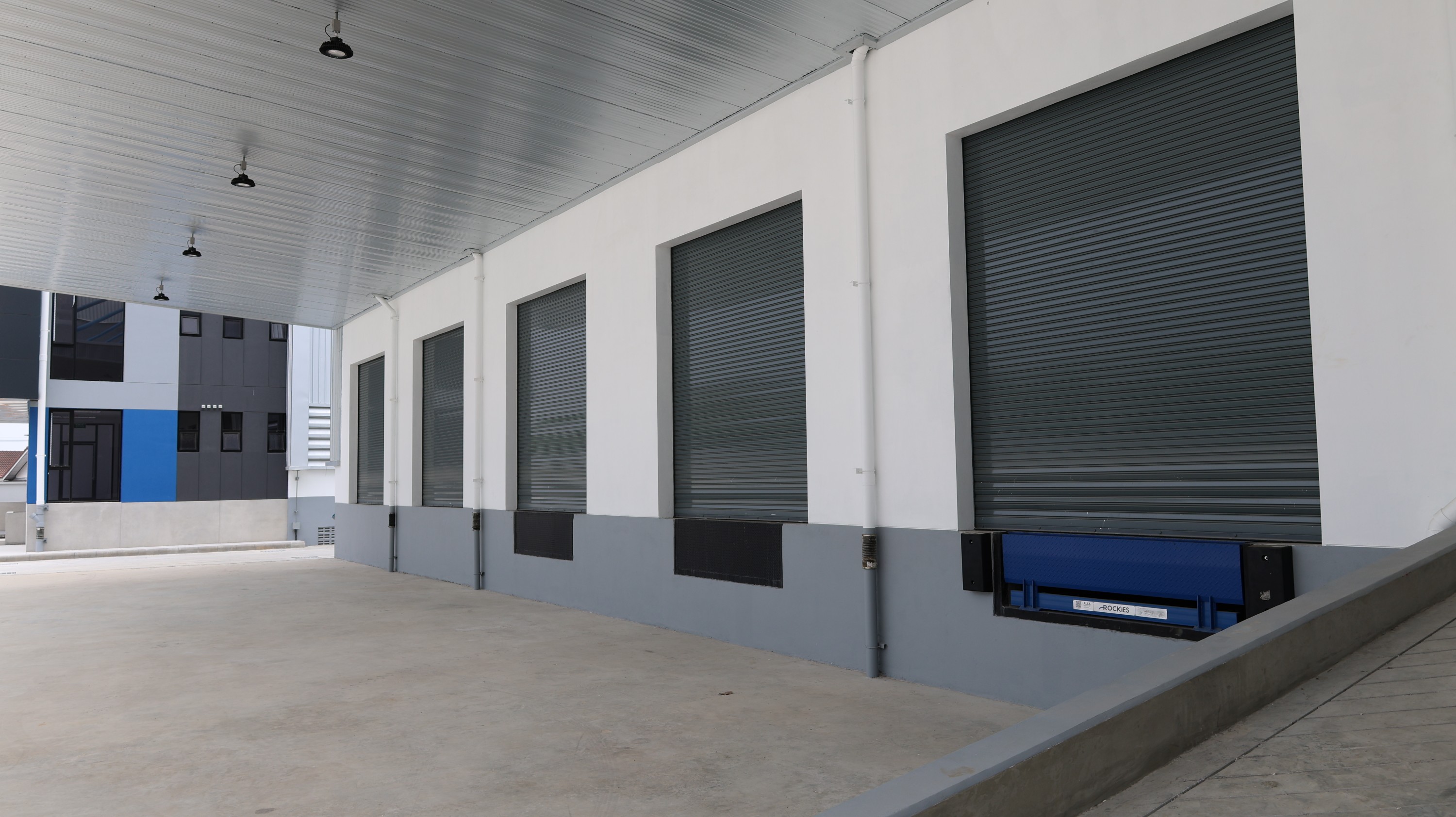 คลังสินค้าพูลพิพัฒน์ LCB2 แหลมฉบัง ถนนหนองคล้าใหม่ จ.ชลบุรี รูปโกดังให้เช่า 4