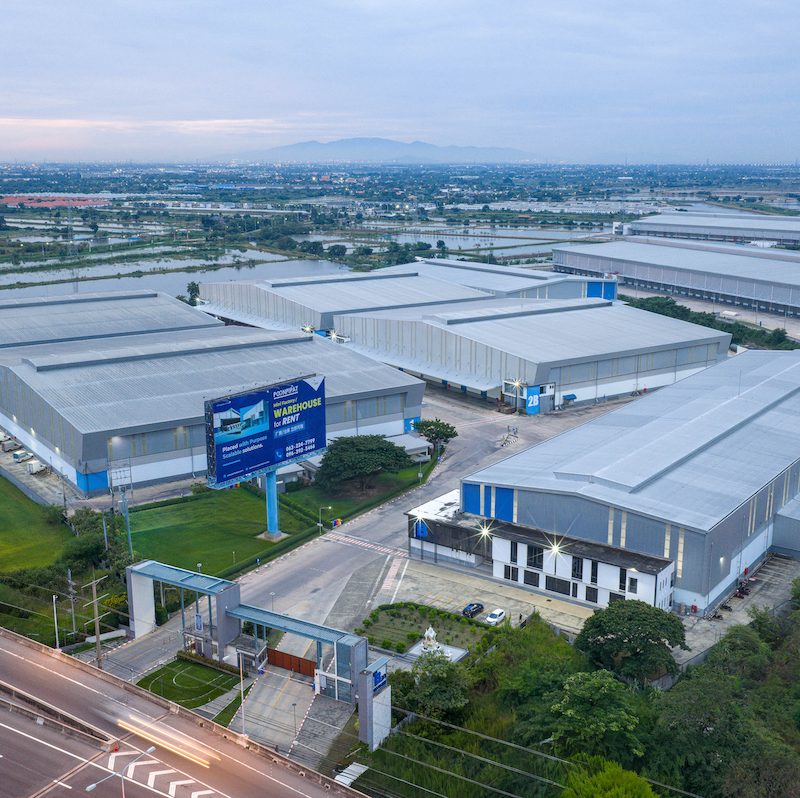 รถขนส่งสินค้า