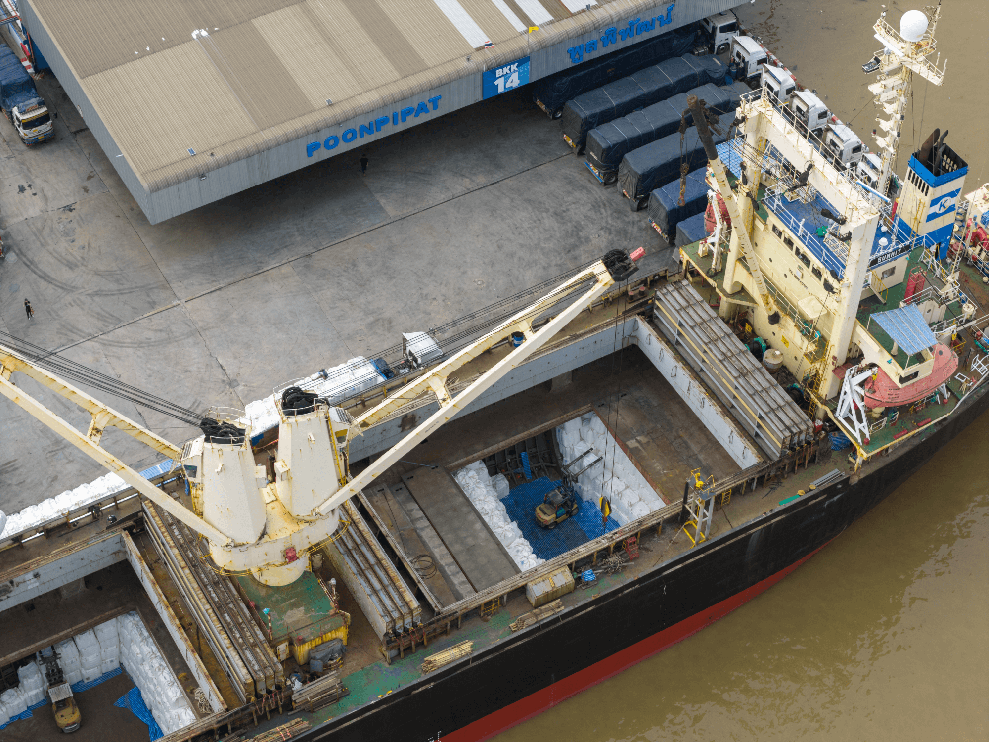 คลังสินค้าพูลพิพัฒน์ สำโรง จ.สมุทรปราการ รูปโกดังให้เช่า 3